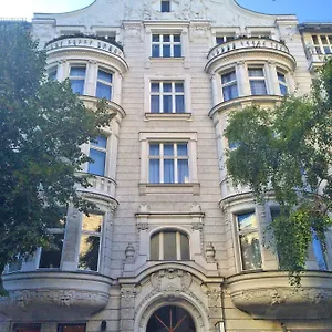 Astrid Am Kurfuerstendamm Almanya