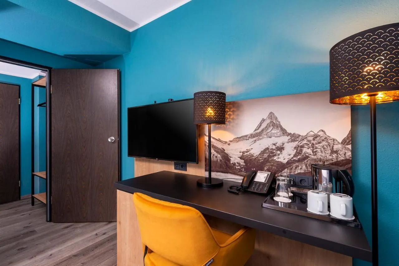 Mercure Hotel Munchen Neuperlach Sud Мюнхен