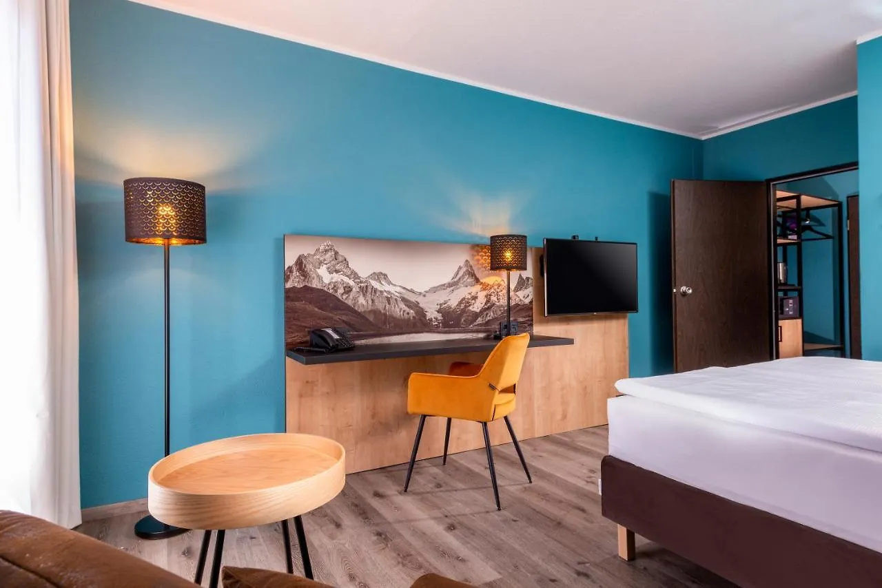 ****  Mercure Hotel Munchen Neuperlach Sud Германия